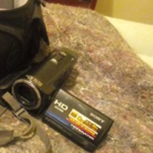 Sony hd hand held 8gig camera